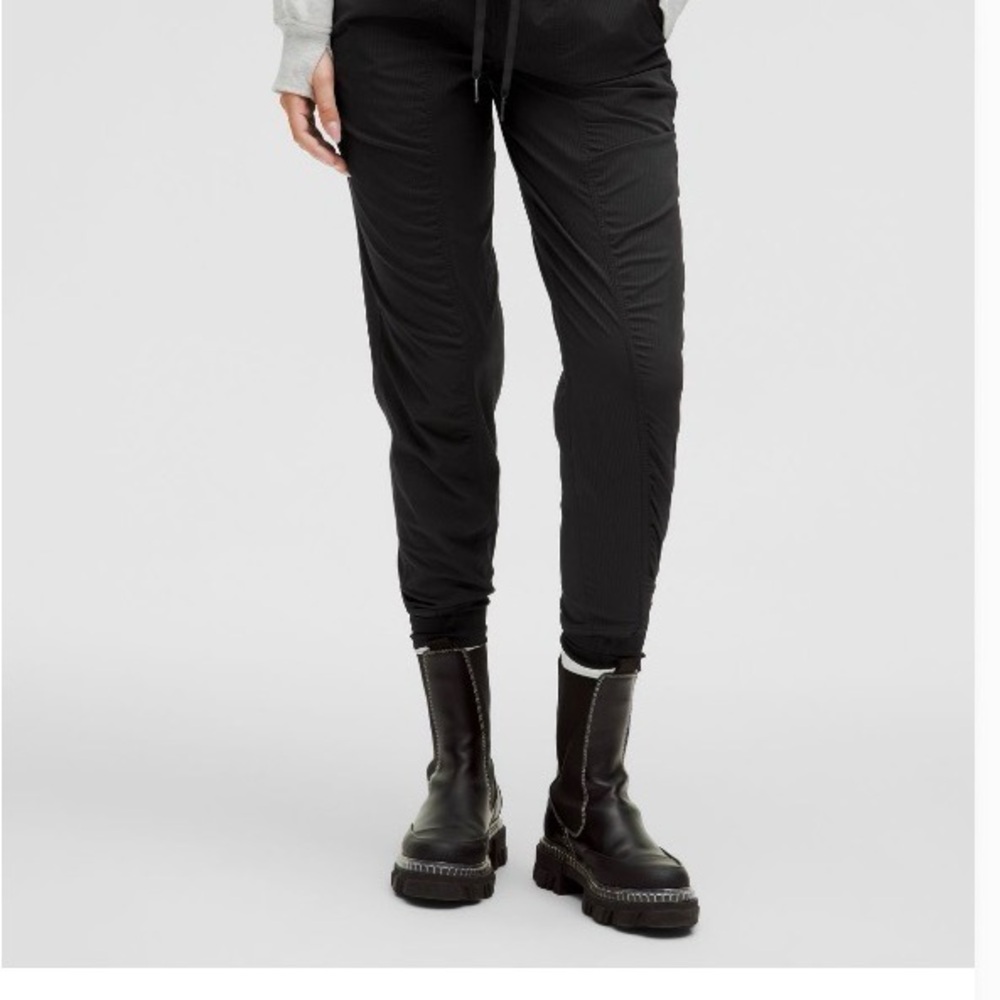 lululemon athletica dance studio jogger
